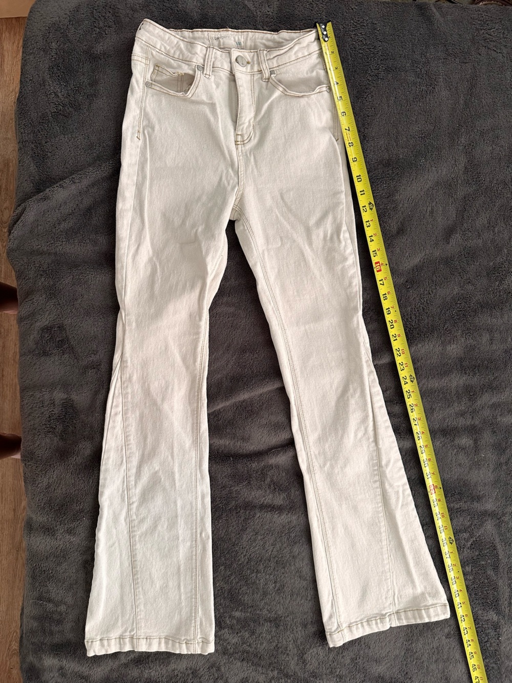 Vintage Women’s White Bootcut Stretch Jeans